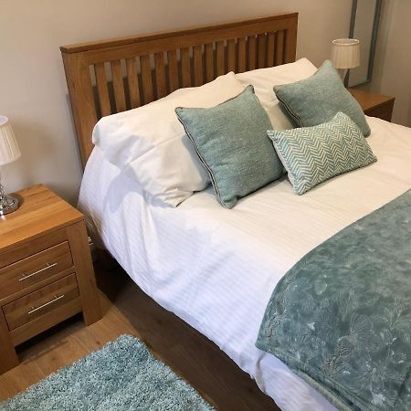 The Old Printworks - New Self Contained Apartment In The Heart Of Thame - Magenta Екстериор снимка